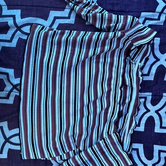 T shirts - Picture 2 of 16